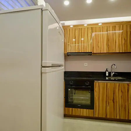 1 Jakuzili * İstanbul