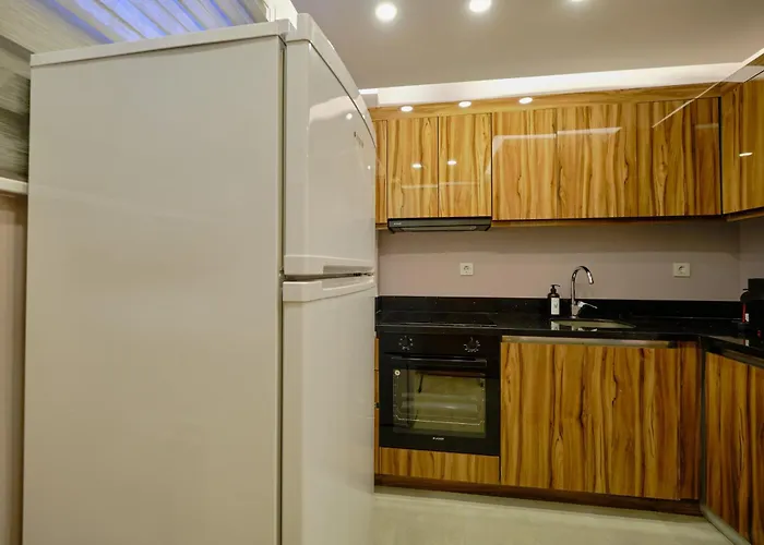 1 Jakuzili * 이스탄불