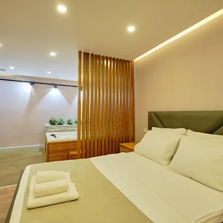 1 Jakuzili Apartamento